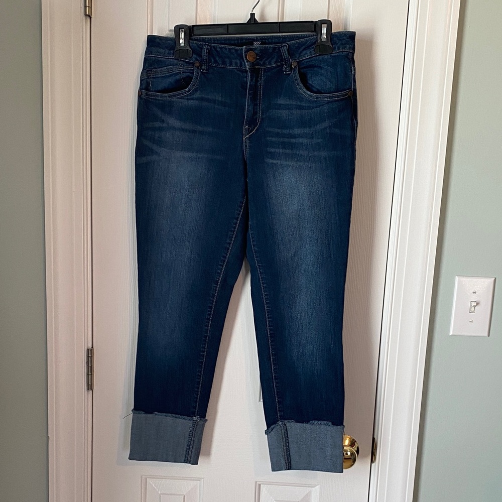 1822 Denim Dark Indigo Cuffed Cropped Jeans